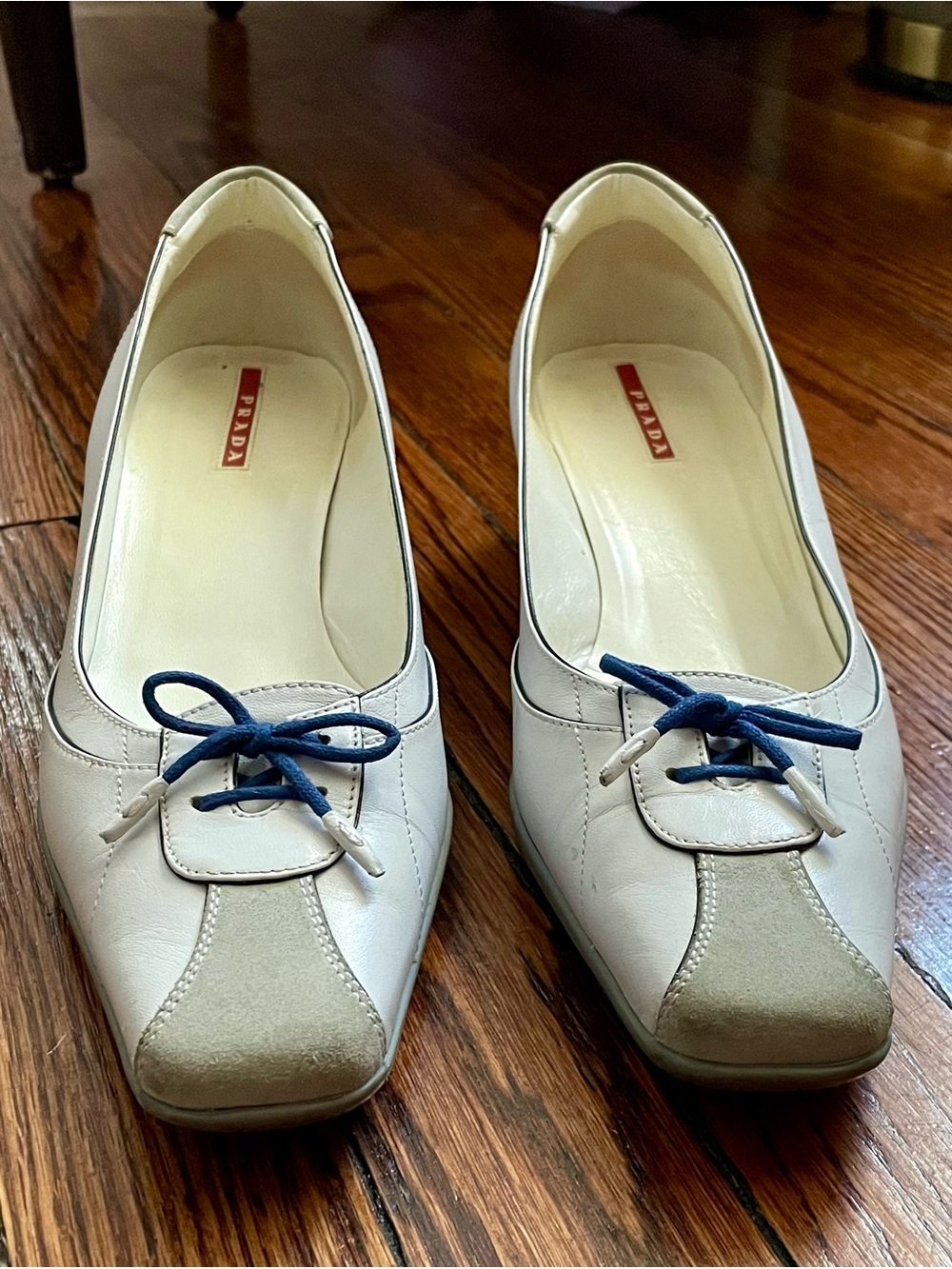 Vintage Prada Sport White Leather & Suede Lace-Up Kitten Heel Pumps – EU 39